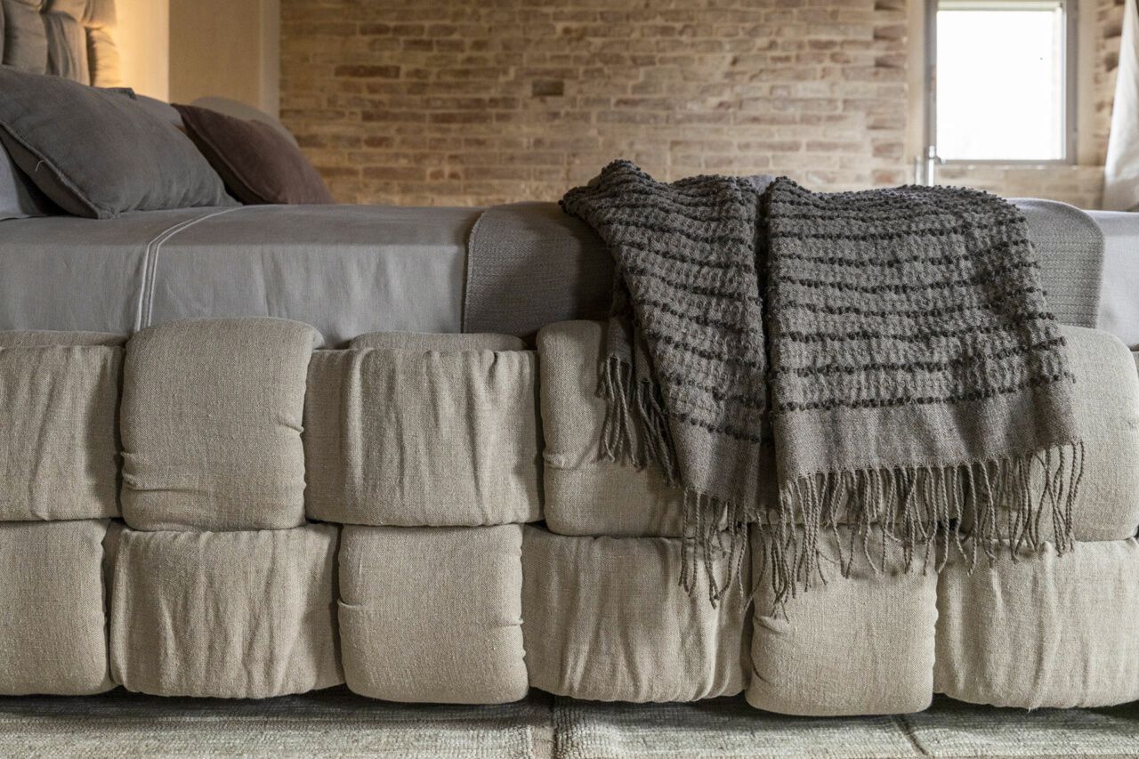 Мягкая кровать из ткани Mogg FLIRT ARCH-00055672 - Вид №10