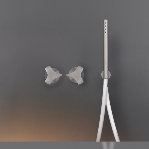 Настенные 2 прогрессивных смесители, установленные для ванной / душа с цилиндрический ручной душ диаметр 18 мм  ZIQ49 CEADESIGN  - Вид №1