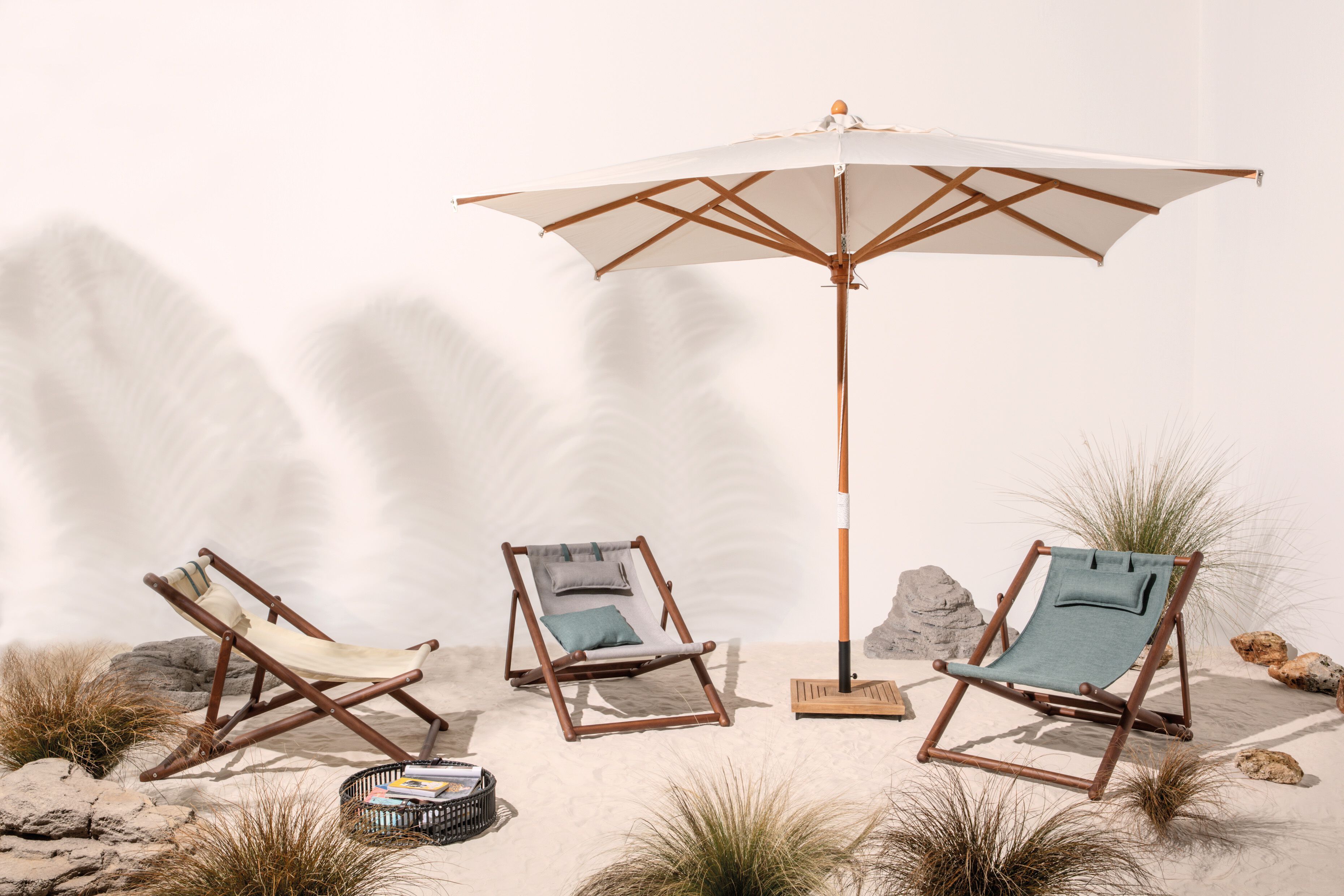 Кресло для отдыха из тикового дерева Il Giardino di Legno Lignes ARCH-00080000 - Вид №1