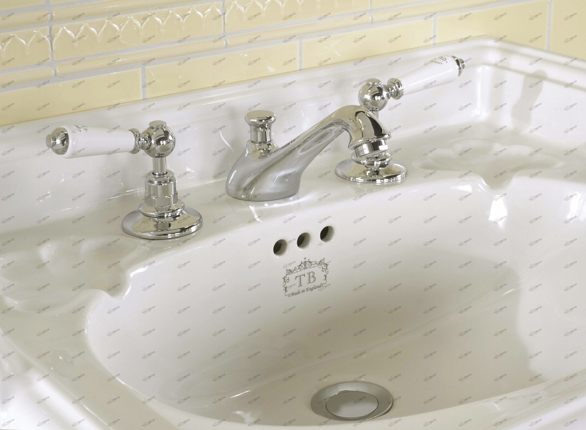 Traditional bathrooms Смеситель для раковины на 3 отверстия АСКОТ Tb400.514.ag 