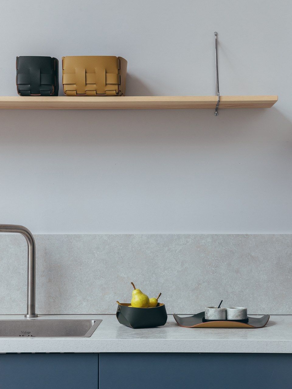 Кожаный держатель для фруктов ADJ ARCH-00069431 - Вид №8