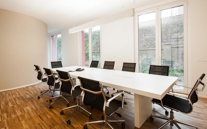 Elitable Стол для переговоров из фанерованной древесины с системой управления кабелями Star sun-id-1483573 - Вид №4