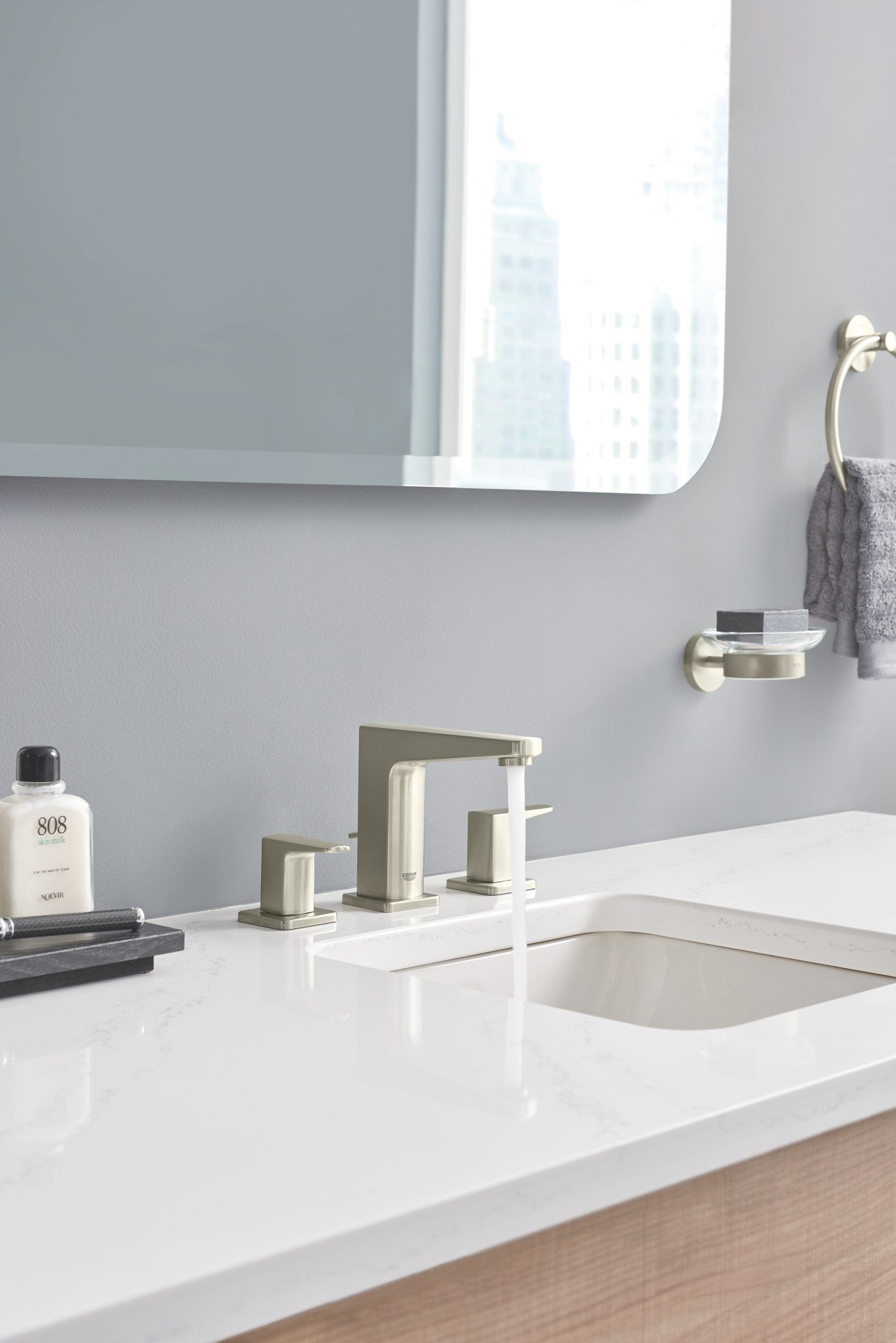 Держатель для полотенец с металлическим кольцом Grohe Essentials ARCH-00098358 - Вид №4