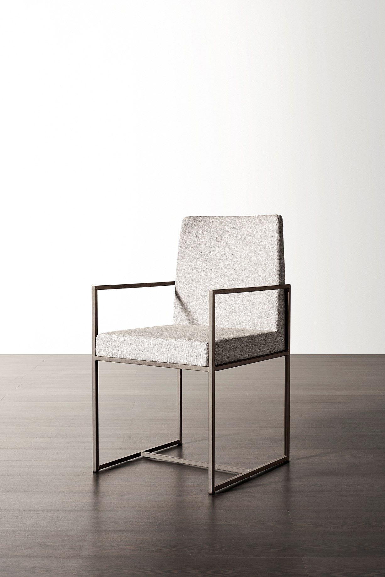 Мягкий тканевый стул с подлокотниками Meridiani Rider ARCH-00006095 - Вид №1