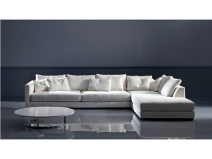 Тканевый диван с полуостровом