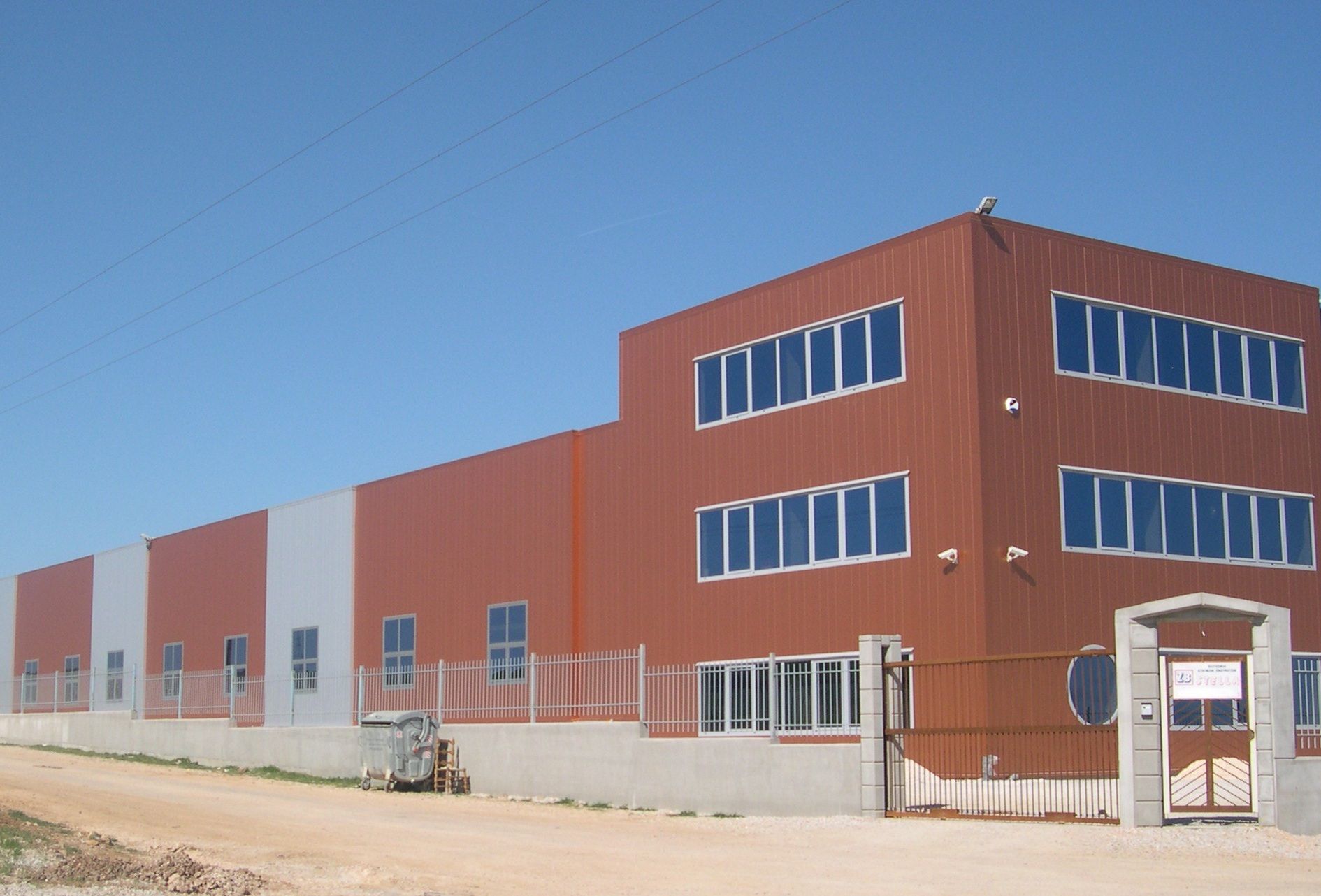 Изолированная металлическая панель для фасада ELCOM SYSTEM ТЕРМОПАРЕТЫ® ARCH-00037807 - Вид №82