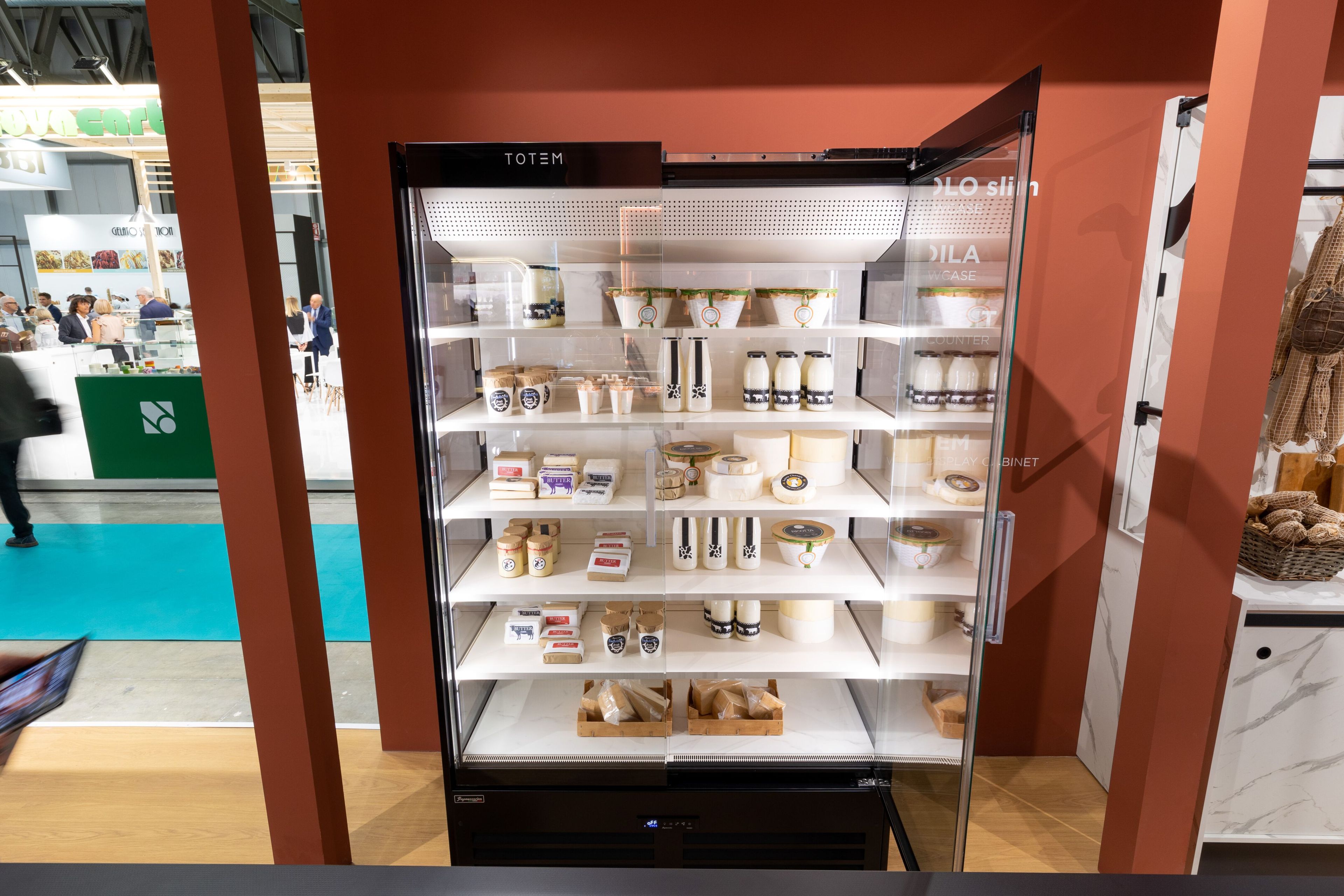 Вертикальная охлажденная витрина Frigomeccanica ARCH-00032395 - Вид №2