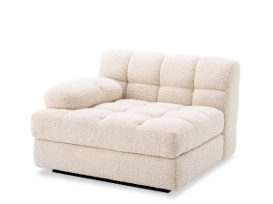 Тканевое кресло с подлокотниками