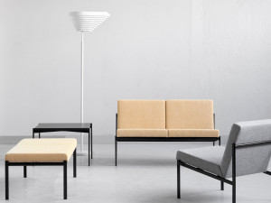 Кожаный диван