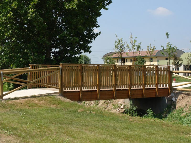 Мосты и дорожки из цельного или ламинированного дерева INDUSTRIA LEGNAMI TIRANO ILT MONTANA Wood ARCH-00064359 - Вид №1