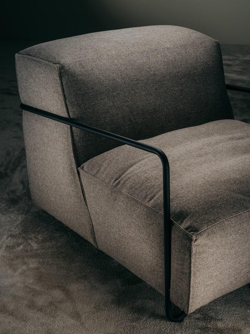 GIOPAGANI Кресло из ткани с подлокотниками Esprit noir sun-id-1369377 - Вид №1