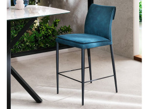 Мягкий стул со спинкой