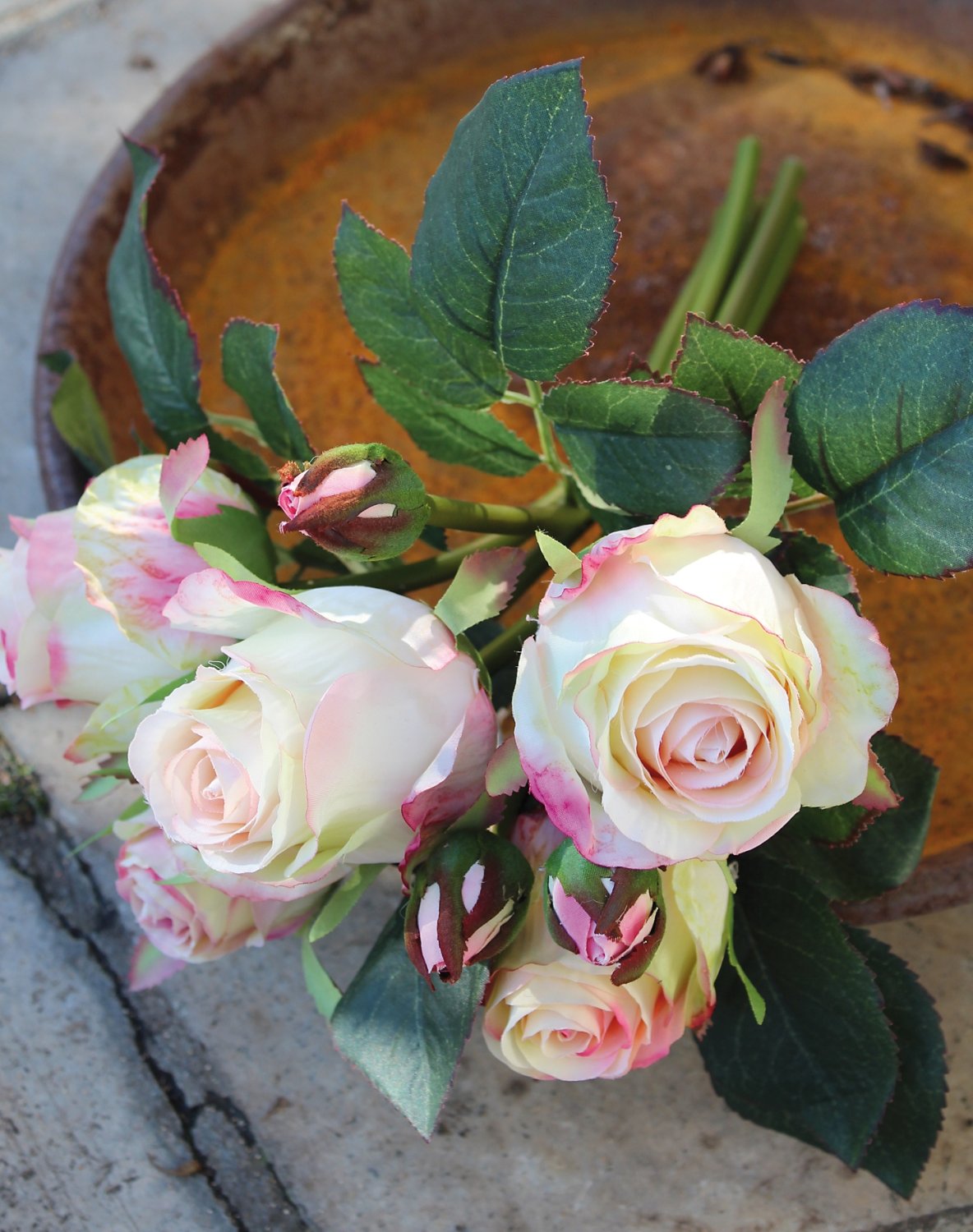 2607 753 a3 Искусственный букет роз, 7-цветков, 28 см, бежево-абрикосовый H-andreas  - Вид №3