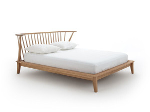 Дубовая двуспальная кровать