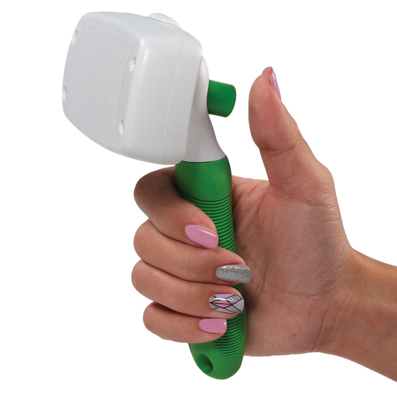 ПР0059558 Щетка-пуходерка для животных Премиум самоочищающаяся M, 9,8х17,7см (блистер) TRIOL  - Вид №3