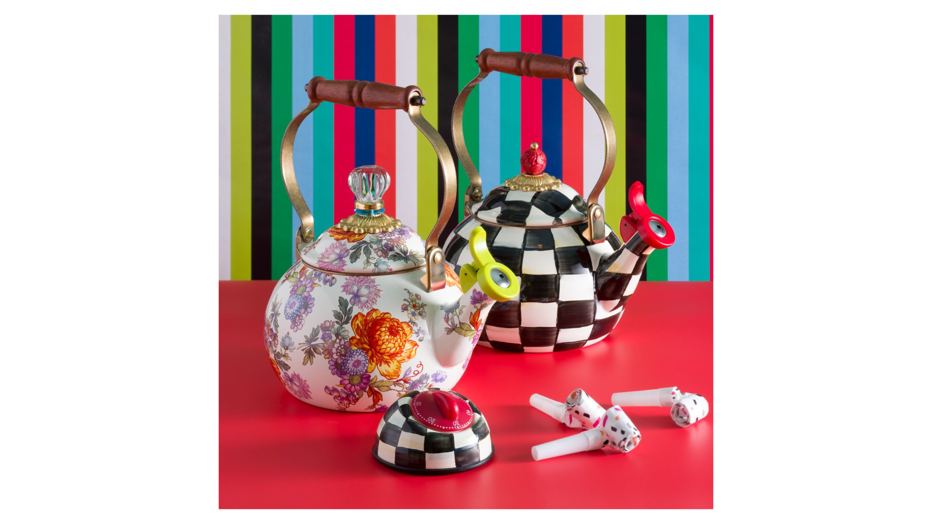 10654491 Mackenzie-Childs Чайник со свистком 2л (белый) Flower Market Сталь  - Вид №1