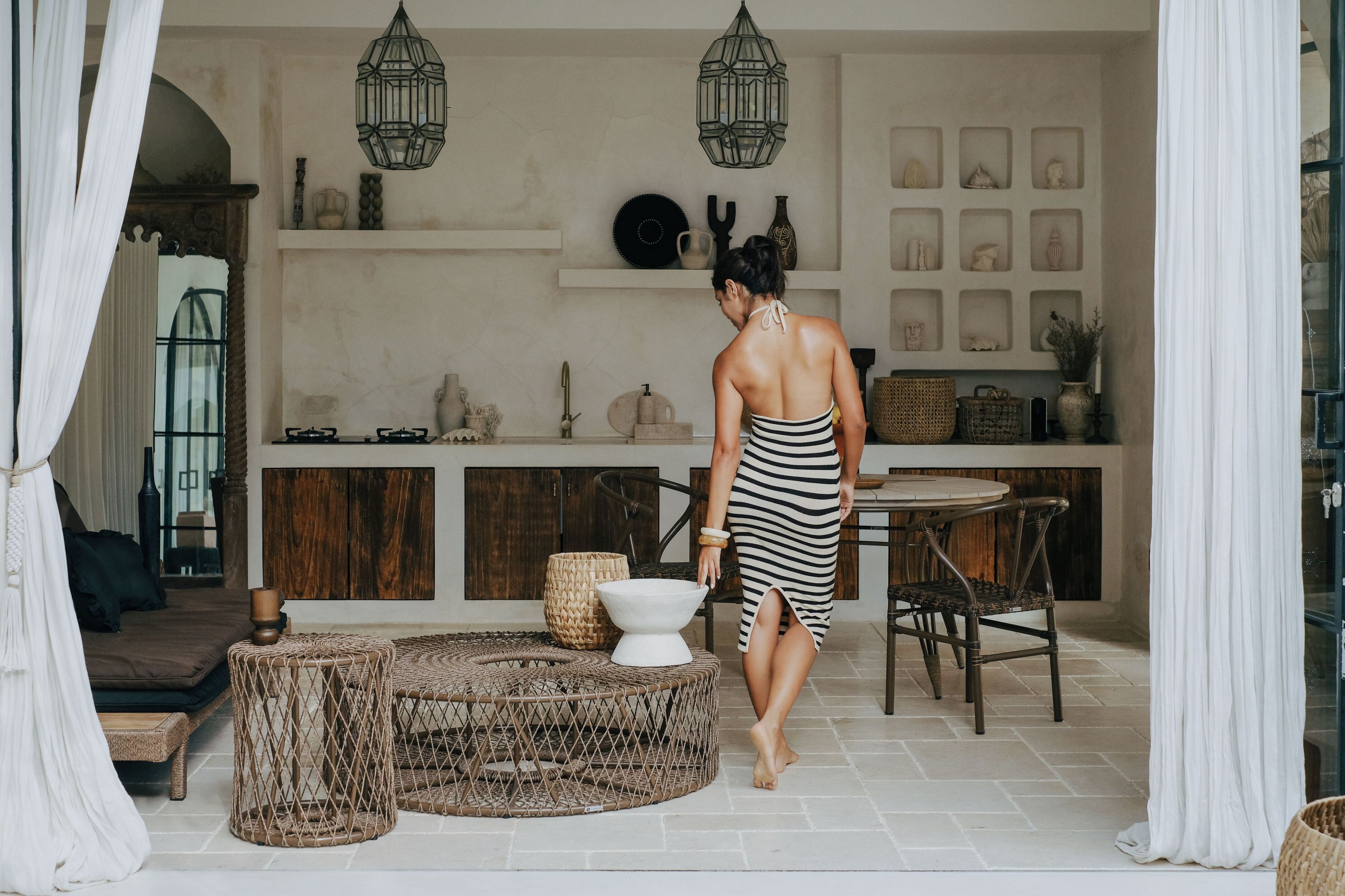 Высокий садовый журнальный столик из синтетического волокна cbdesign коктейль ARCH-00007700