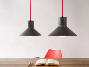 Железный подвесной светильник