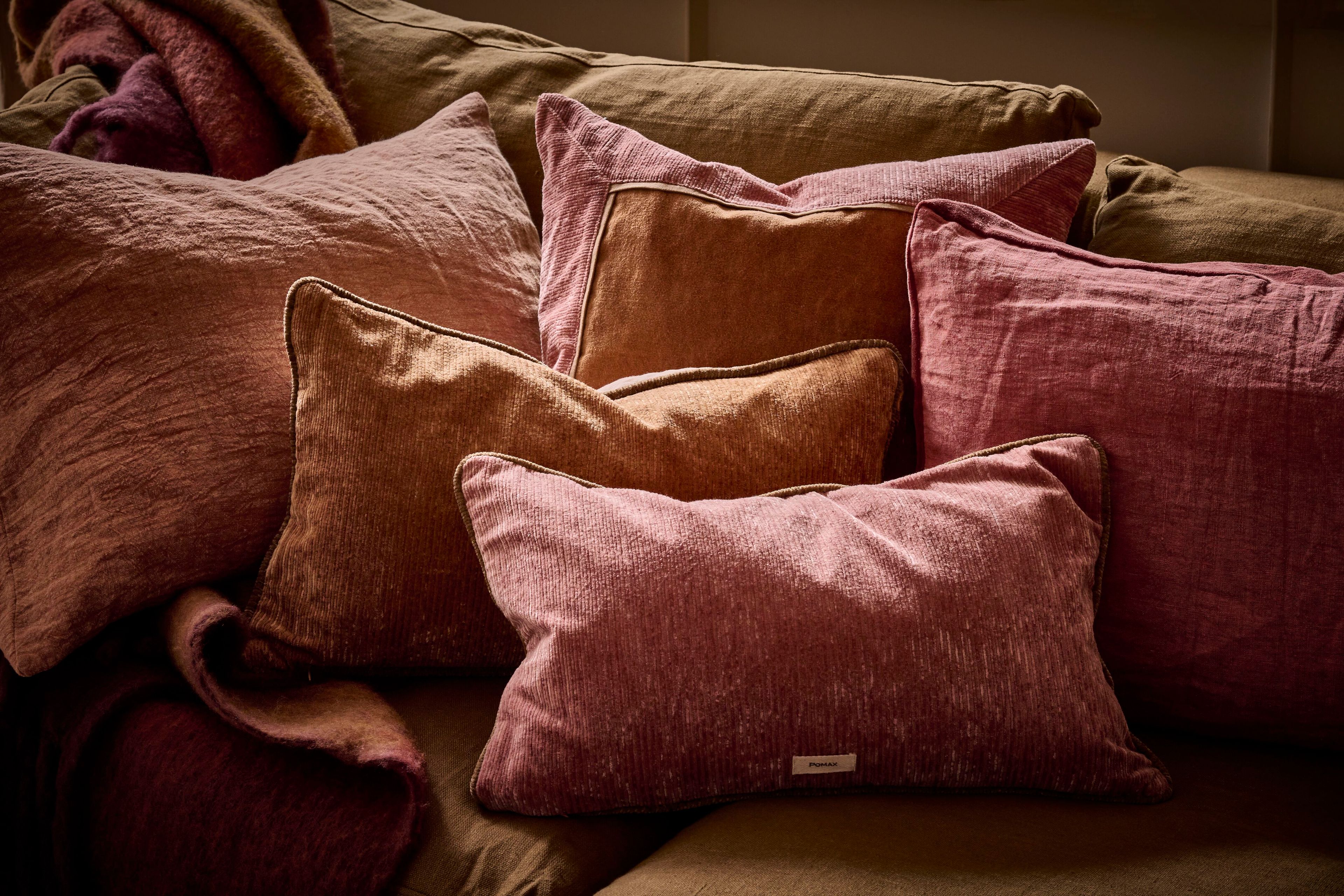 Подушка из льна и хлопка POMAX ALPHA BORDERS ARCH-00067739 - Вид №14