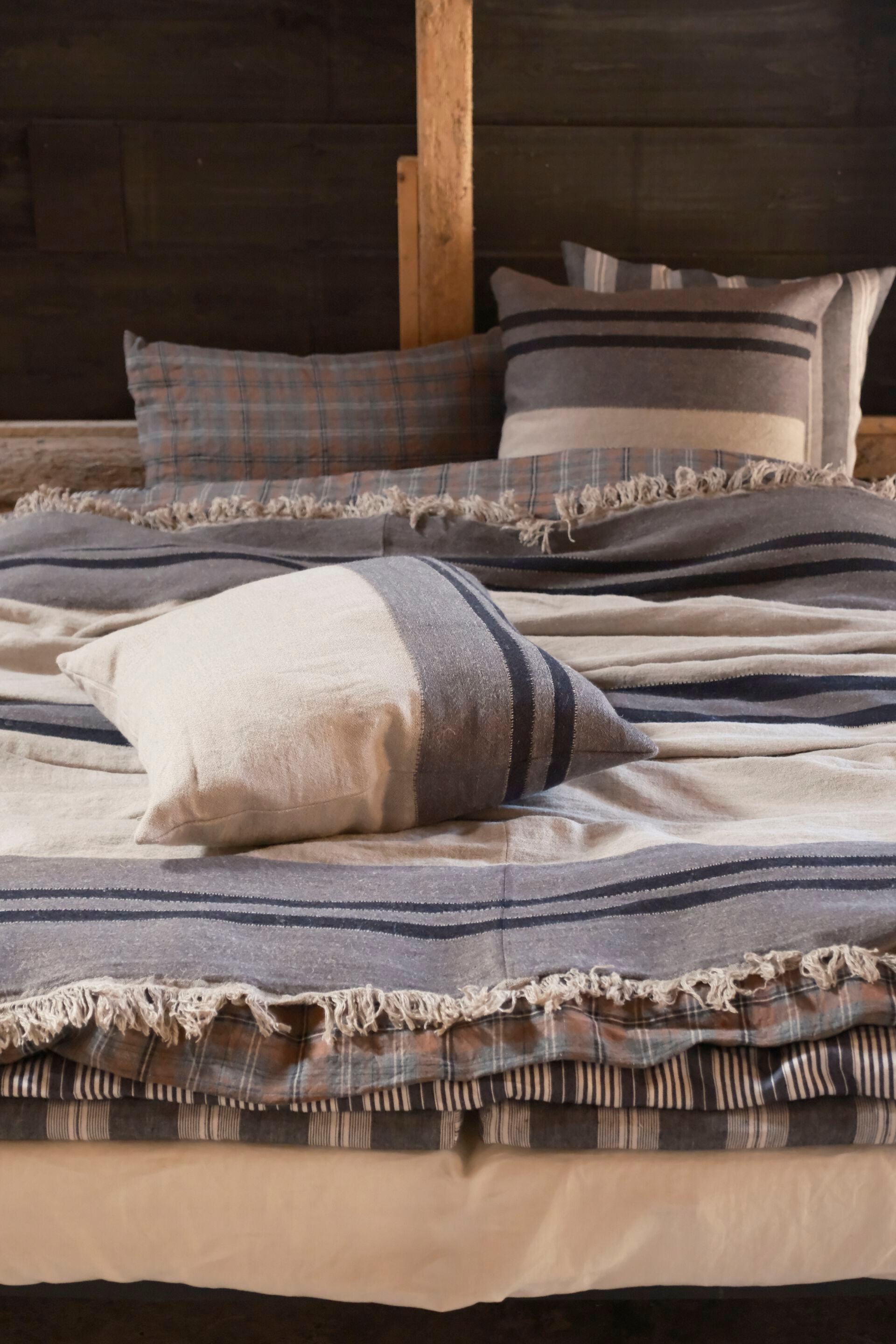 Льняное одеяло Libeco Home Black House Stripe ARCH-00039272 - Вид №4