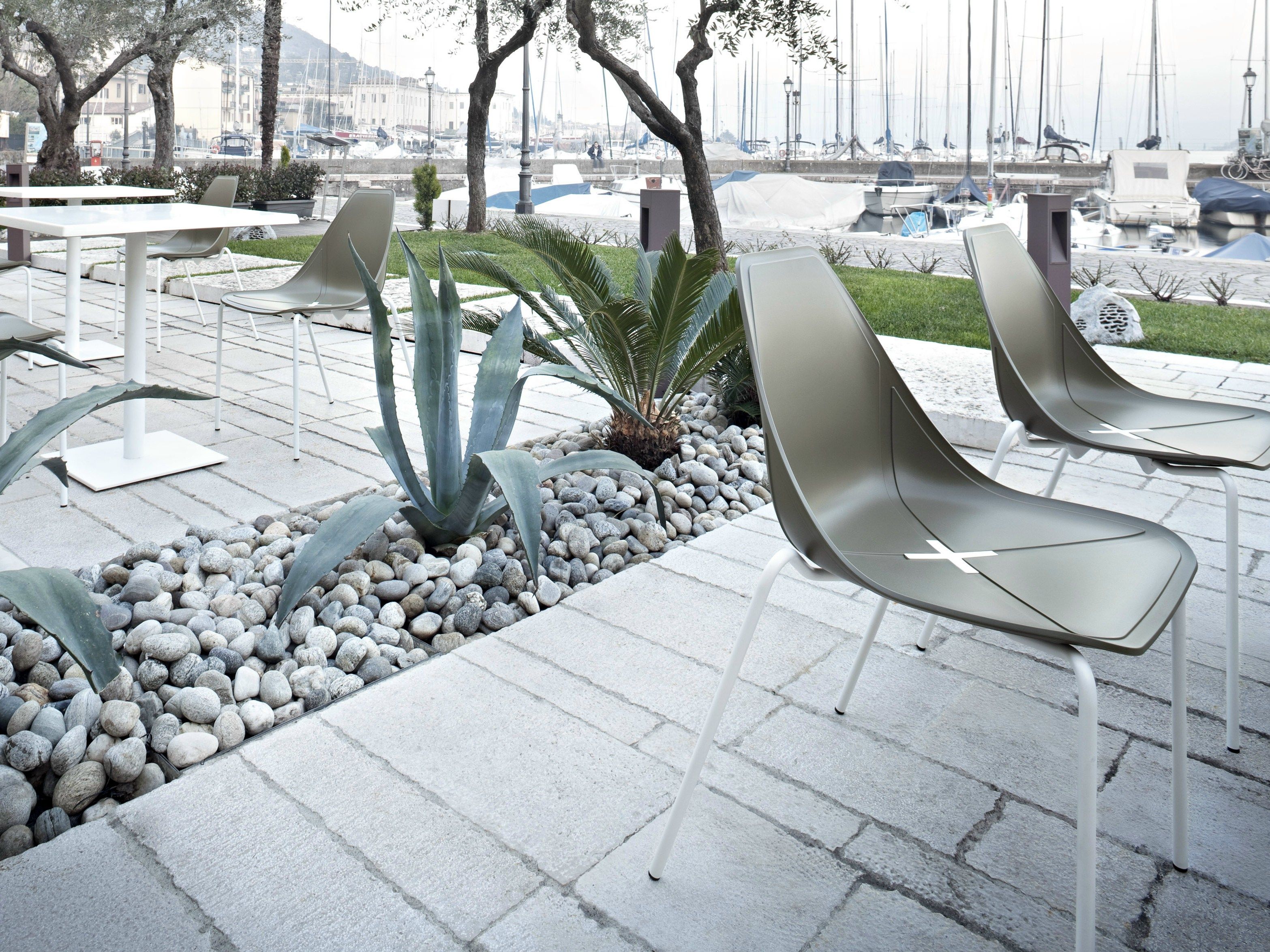 Штабелируемый стул из полипропилена ALMA DESIGN X Chair ARCH-00150681 - Вид №3