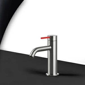 Смеситель для раковины сталь матовая с красной ручкой Toki Radomonte TKI1SCIL15