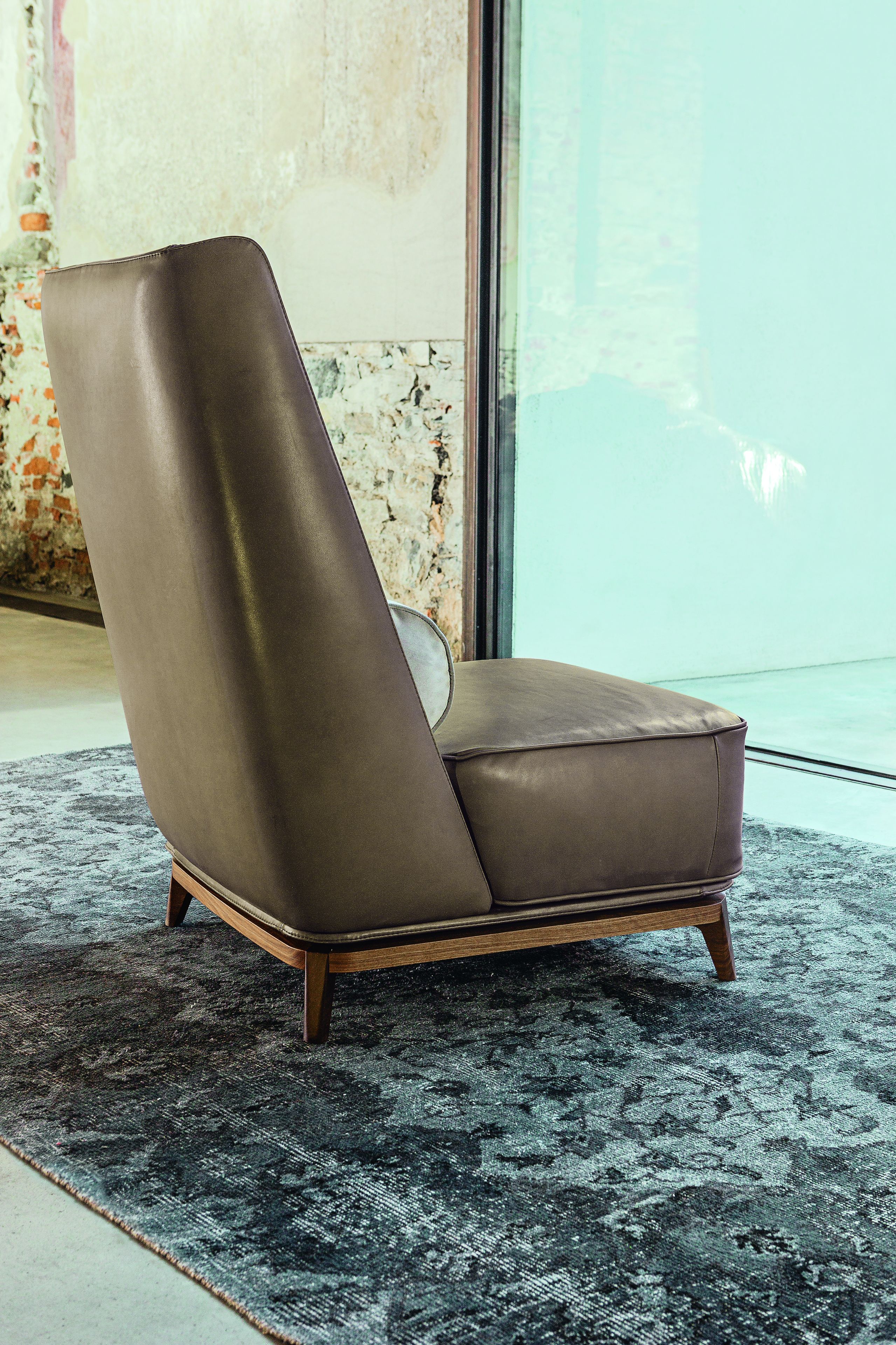 Кожаное или тканевое кресло с высокой спинкой Vibieffe 430 Опера ARCH-00002488 - Вид №1