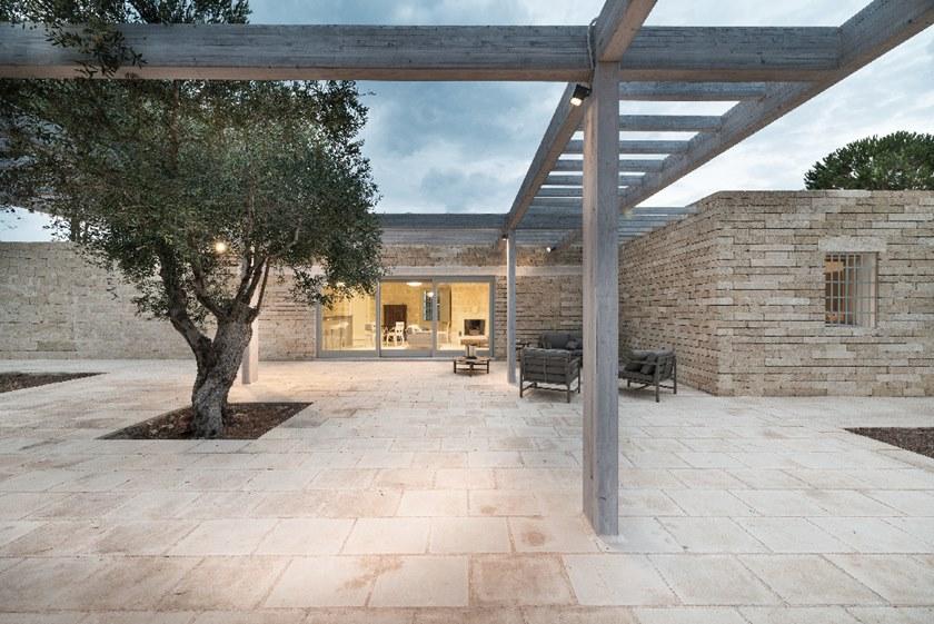 iGuzzini Бра для наружного освещения из литого под давлением алюминия с системой RGB Ipro sun-id-1409865 - Вид №1