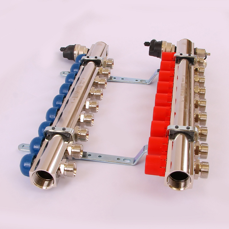 Коллекторная группа TOPWAY с регулировочными и термостатическими вентилями с резьбой под евроконус EMMETI 1"x3/4"ЕК 9 выходов 01298724 - Вид №1