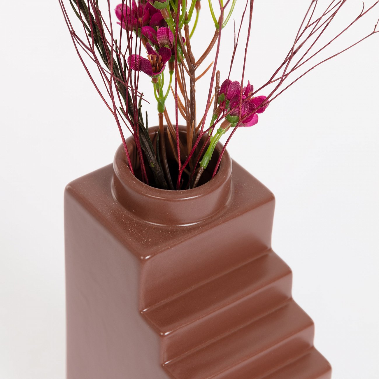 Ваза современная бордовая 17,5 см Anteia от La Forma LA FORMA ANTEIA 00-3865193 Коричневый  - Вид №1