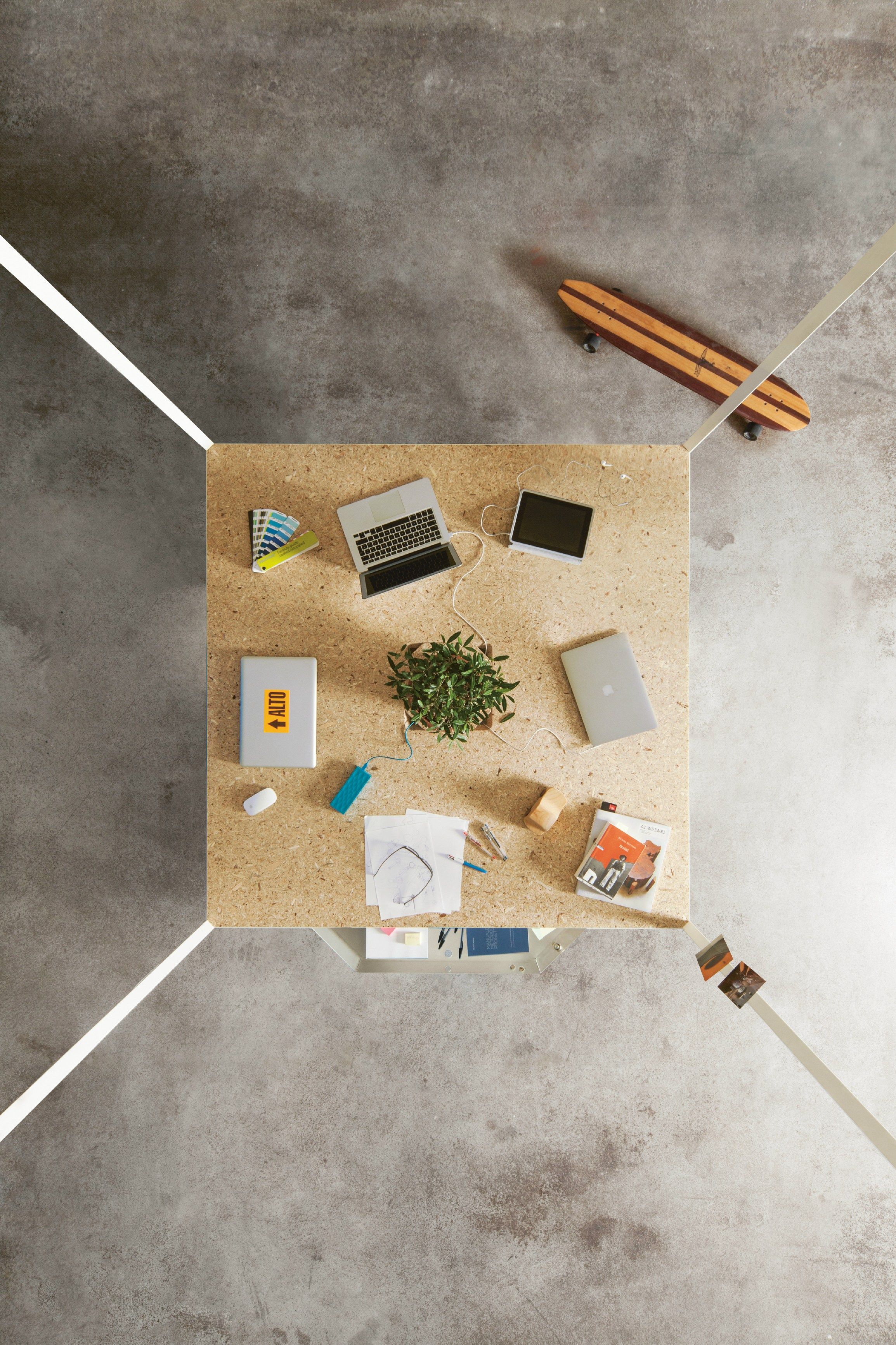 Множественный квадратный стол с звукопоглощающими перегородками FANTONI концентратор ARCH-00133681 - Вид №4