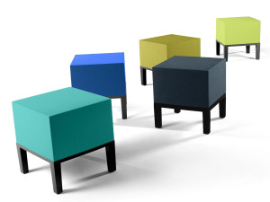 Низкий стул из пены QM