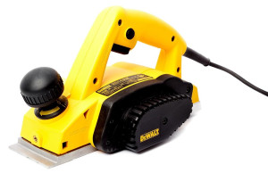 Электрорубанок DeWALT DW680K 5437817