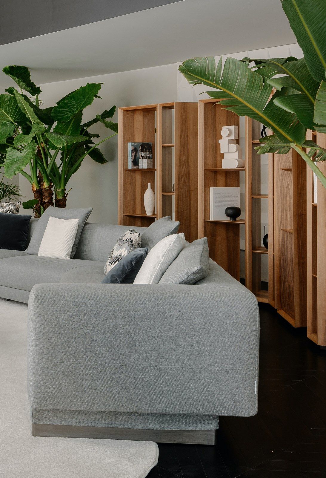 Книжный шкаф из грецкого ореха Gallotti&Radice Prism ARCH-00133969 - Вид №14