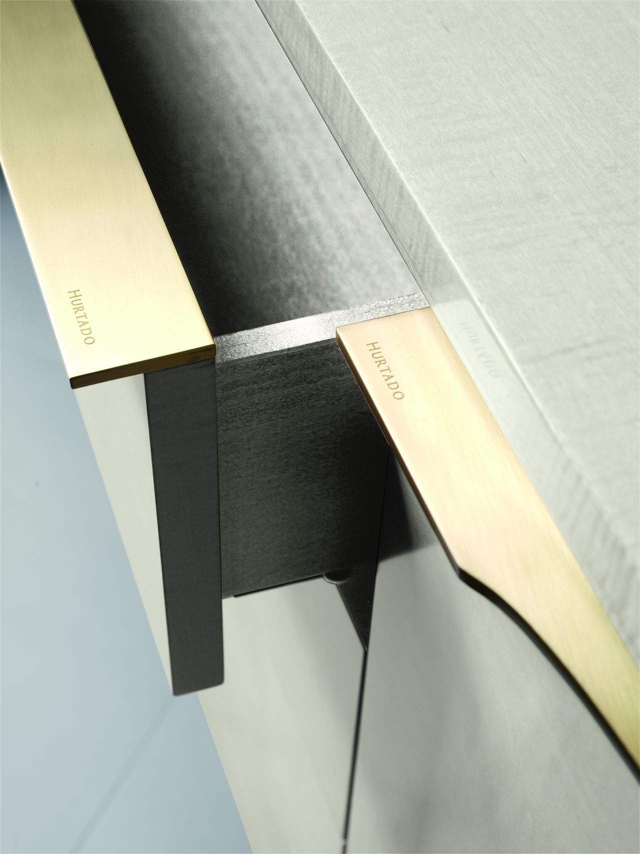 Деревянный шкаф с распашными дверцами и ящиками Hurtado Evolution ARCH-00102059 - Вид №6