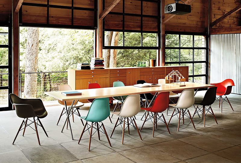 Стул пластиковый зеленый с деревянными ножками Arty (eames style) AFINA ДИЗАЙНЕРСКИЕ, EAMES STYLE 130600 Зеленый  - Вид №1