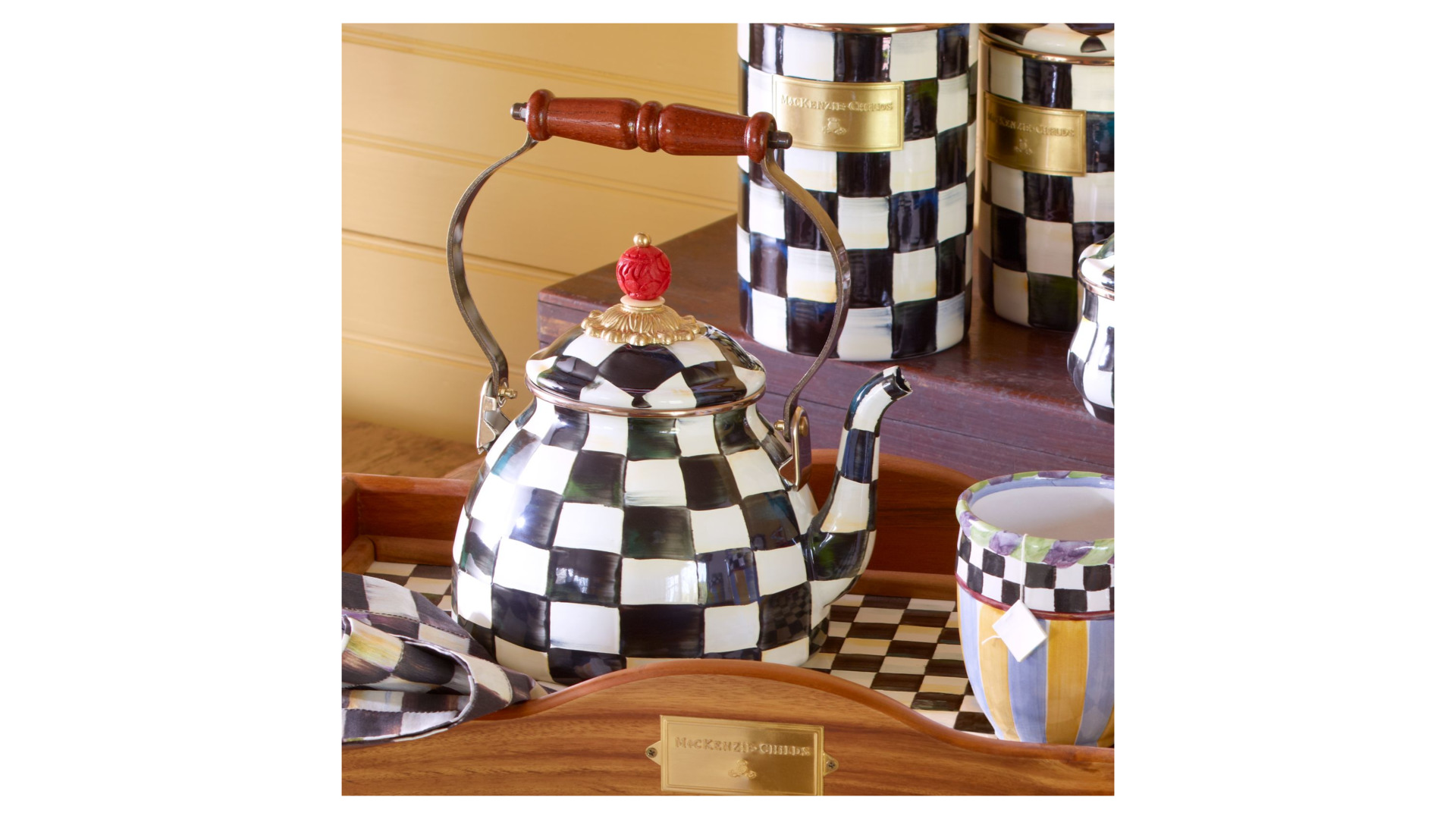 10654485 Mackenzie-Childs Чайник 2л Courtly Check Сталь  - Вид №2