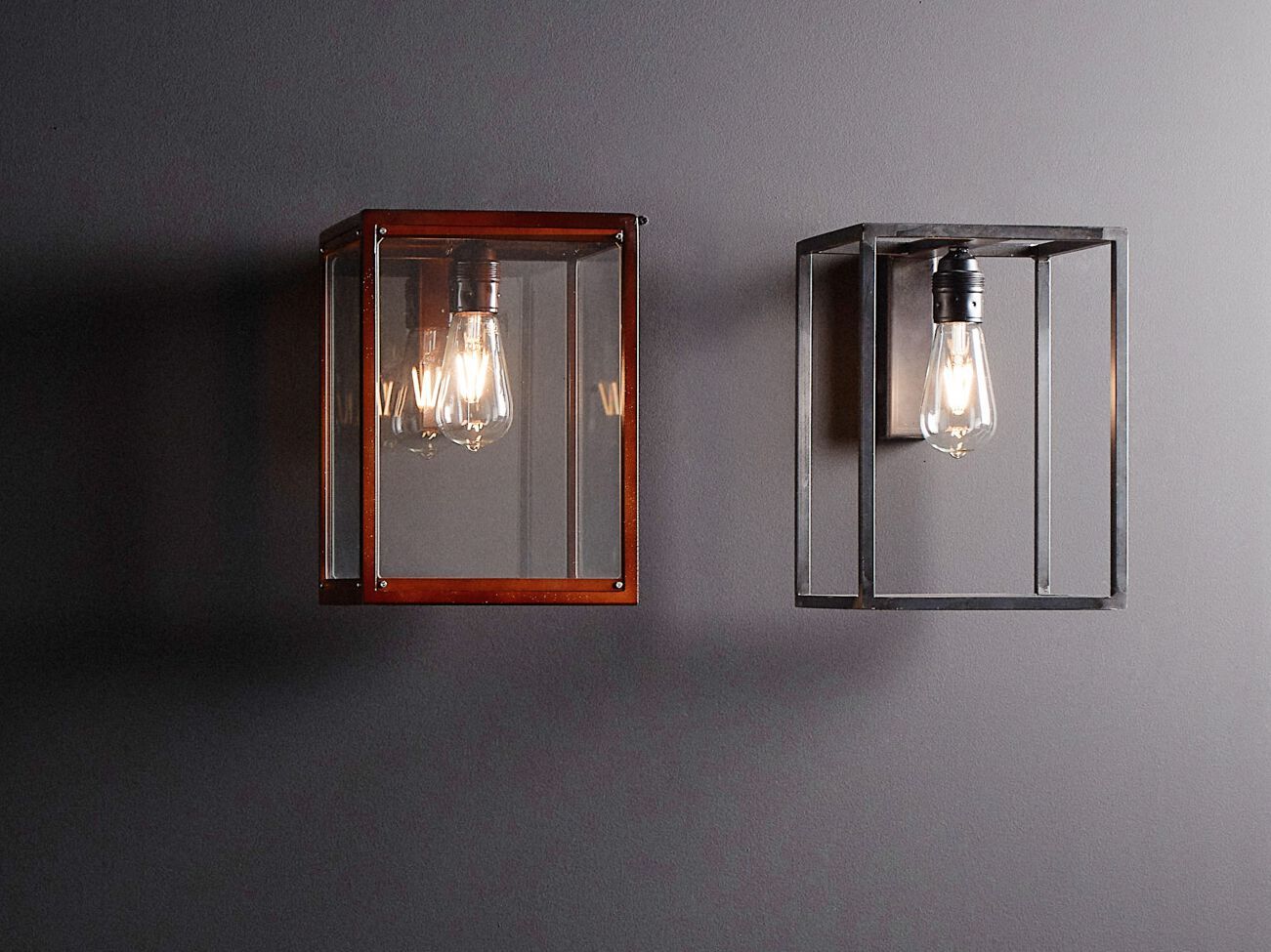 Железный настенный светильник Renzo Serafini Niuda ARCH-00019819