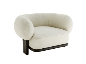 Кресло с подлокотниками