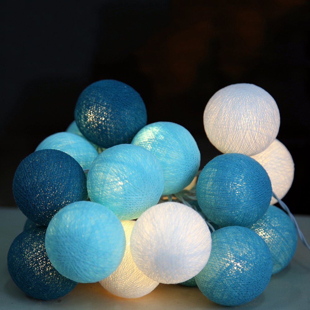 Гирлянда из хлопковых шариков от сети на 20 лампочек бирюзовые тона Lares&Penates 1714G - Вид №1