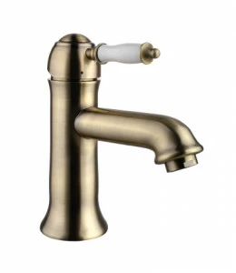 LM4806B Смеситель Villa для раковины LEMARK VILLA