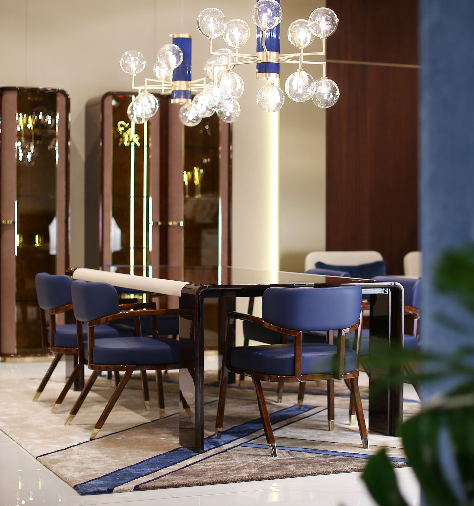 Кожаный мягкий стул с подлокотниками Turri ARCH-00102601 - Вид №1