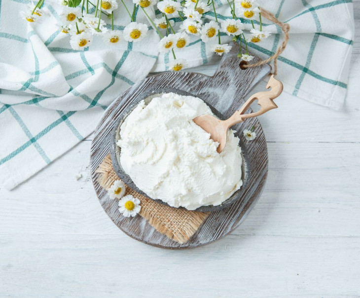 3547 Творог козий 9% Вкусляндия 