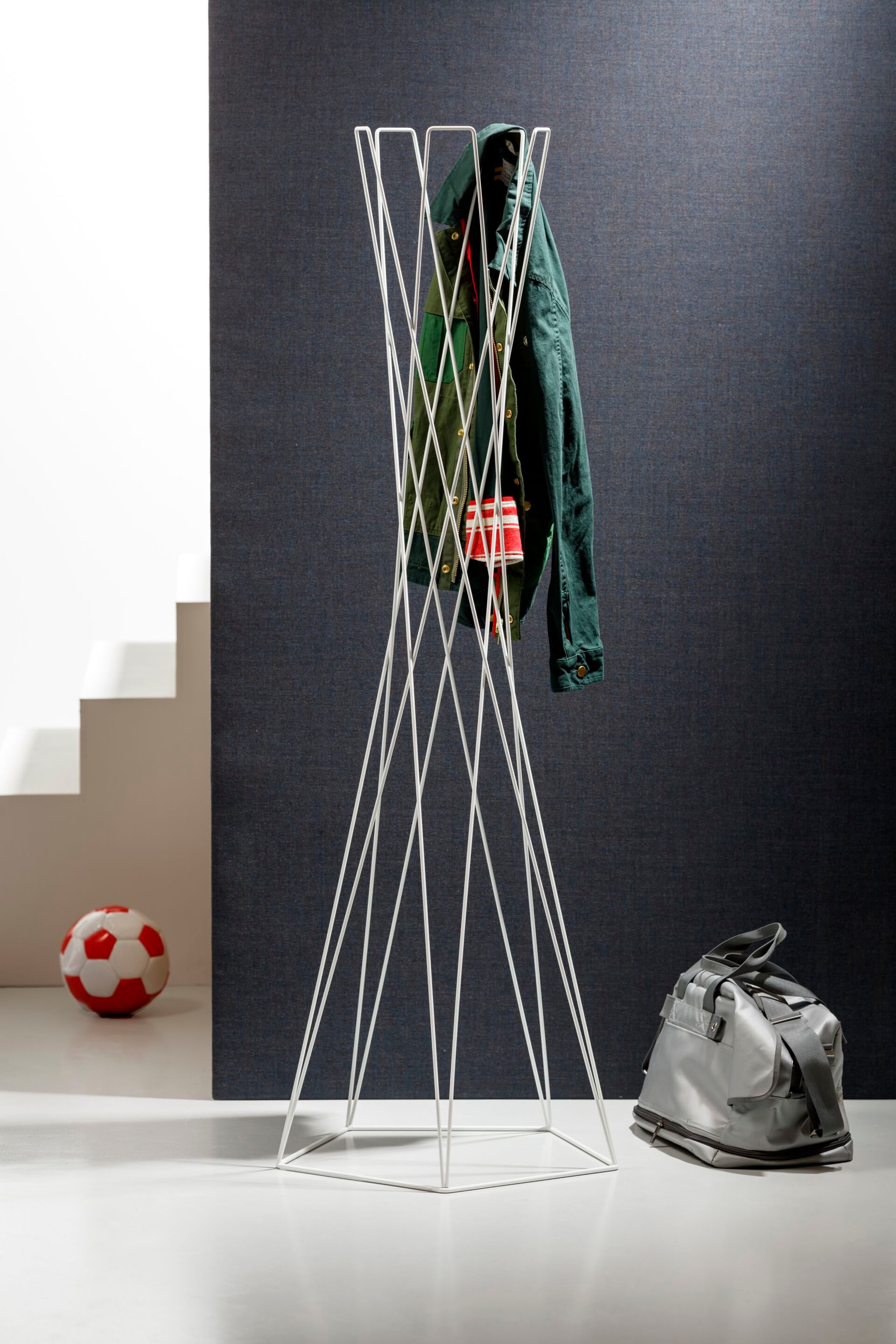 Стальная напольная офисная вешалка с порошковым покрытием Cascando BASKET ARCH-00134844 - Вид №2