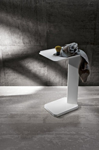 Журнальный столик из листового металла