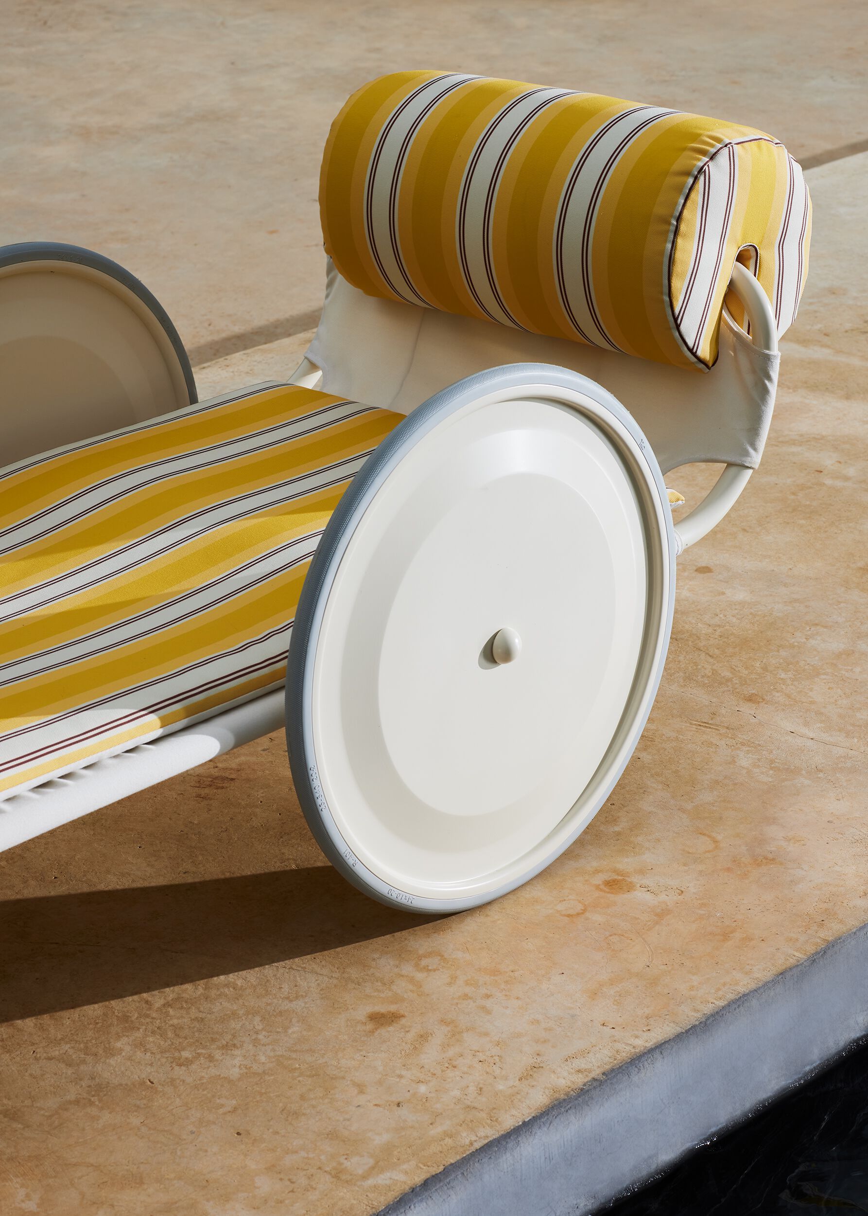 Стальная садовая скамейка с порошковым покрытием со спинкой Exteta Jacquemus + Exteta Special Re-Edition ARCH-00151982 - Вид №9