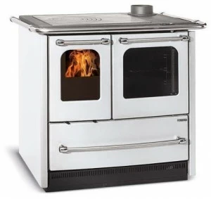 LA NORDICA EXTRAFLAME Дровяная печь с облицовкой из керамогранита