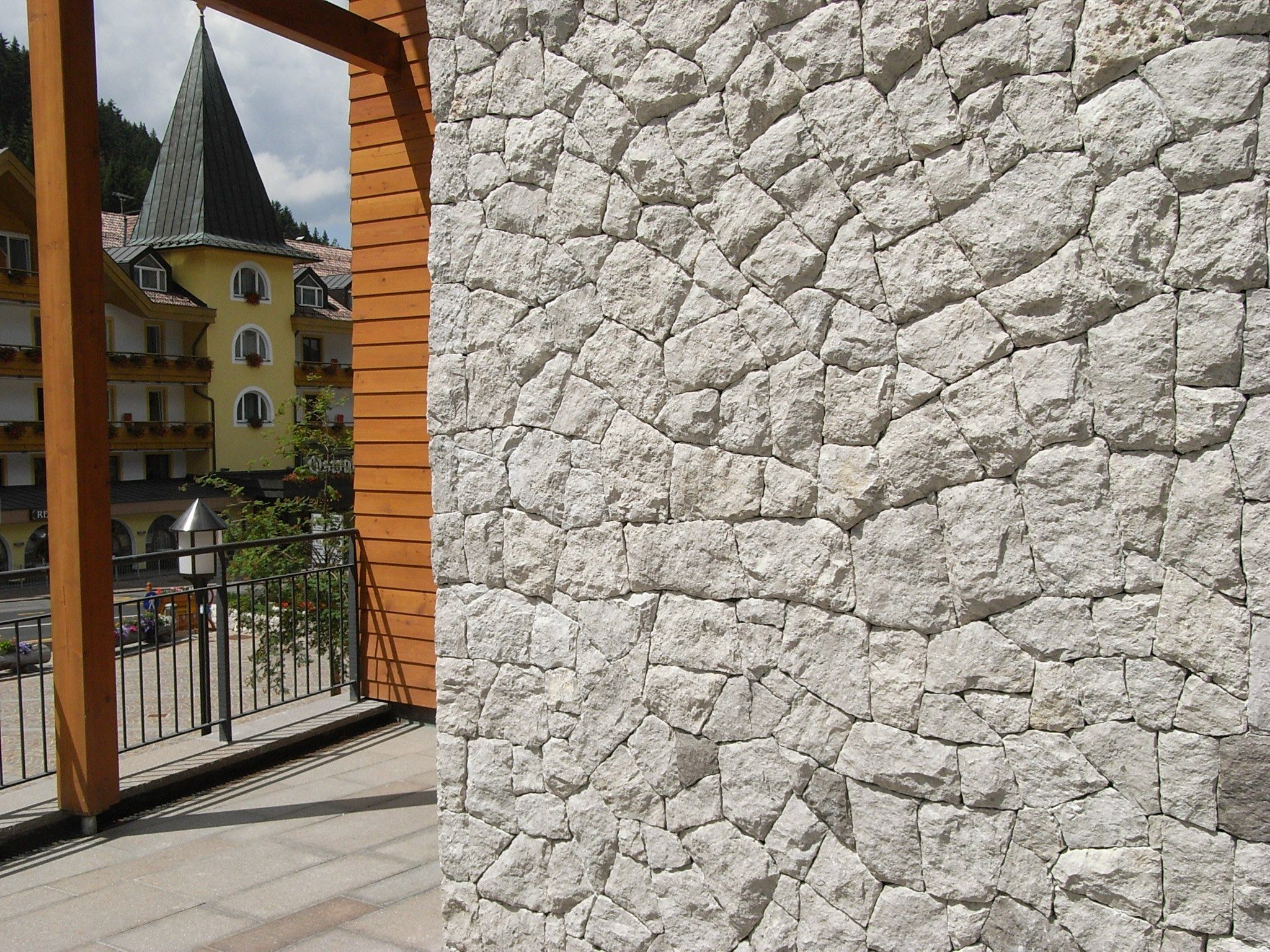 Натуральный каменный элемент для фасада B&B Rivestimenti Naturali камень ARCH-00116203 - Вид №27