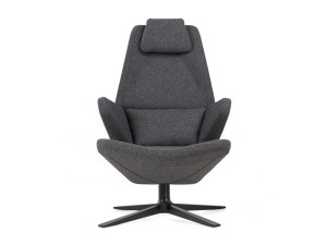 Кресло с высокой спинкой