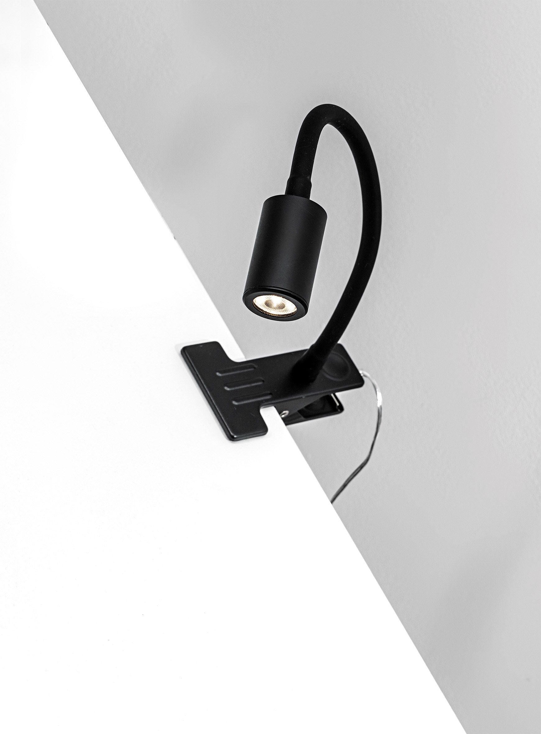 Металлическая настольная лампа с зажимом с гибким рычагом Rossini Illuminazione Fringe ARCH-00093106 - Вид №3